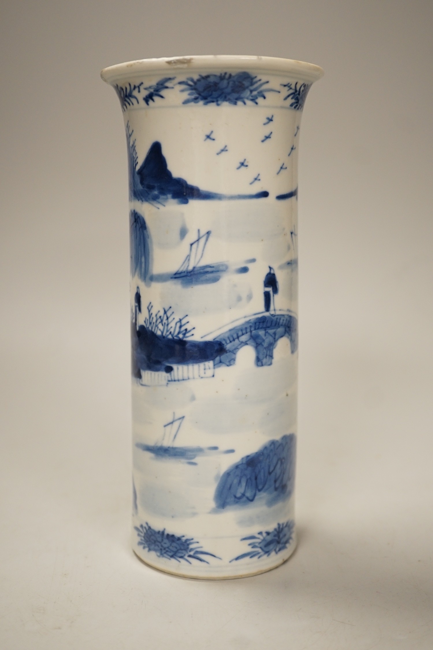 A Chinese blue and white sleeve vase, c.1900, 20cm tall